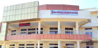 ‘मेसिन’ मर्मत नहुँदा क्यान्सरका बिरामी भारत धाउन बाध्य