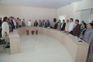 च्यासलमा एमाले सांसदलाई नेता र विज्ञद्वारा प्रशिक्षण  (तस्बिरहरु)
