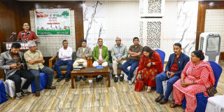 कांग्रेस विभाजन रोक्न तेस्रो धारको प्रयास, राष्ट्रिय एकता भेलाको घोषणा