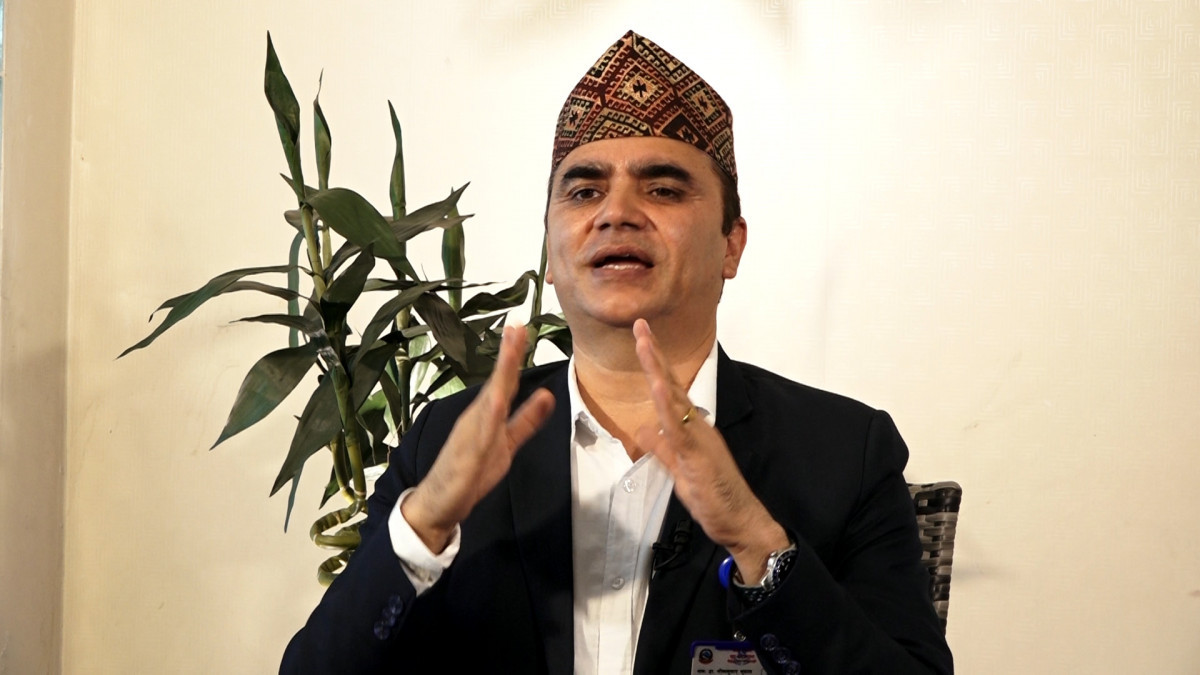 नेपालमा कुनै काम नहुन ८० प्रतिशत कर्मचारीको हात छः सहसचिव डा. भीष्मकुमार भुसाल