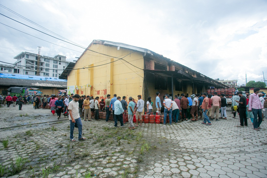 1785734102-kp6Dq.jpg