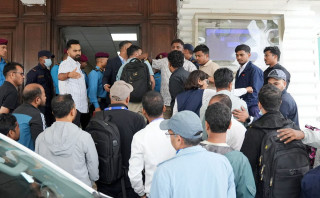 सब-इन्जिनियरहरूको आन्दोलन चर्किएपछि सिँचाइमन्त्री श्रेष्ठले बोलाए छलफलमा