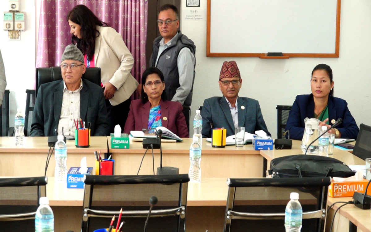 एमालेले पारित गर्‍यो सांसद स्वकीय कार्यविधि