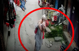 सुनकोशीमा हाम फालेका पराजुली दम्पती अझै बेपत्ता, ड्रोन र र्‍याफ्ट बोटबाट खोजी जारी