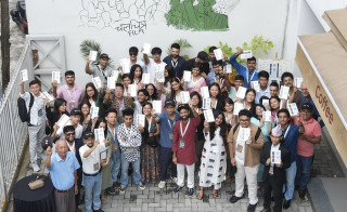 नेपालयले ल्यायो २५ वर्षमुनिका ७५ लेखक