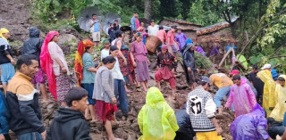 बाजुरामा पहिरोले घर पुरिँदा एक जना बेपत्ता