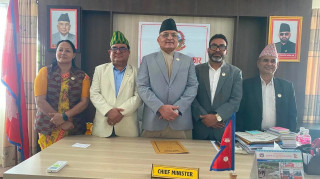 गण्डकी सरकारबाट एमाले बाहिरियो, चार मन्त्रीले दिए राजीनामा